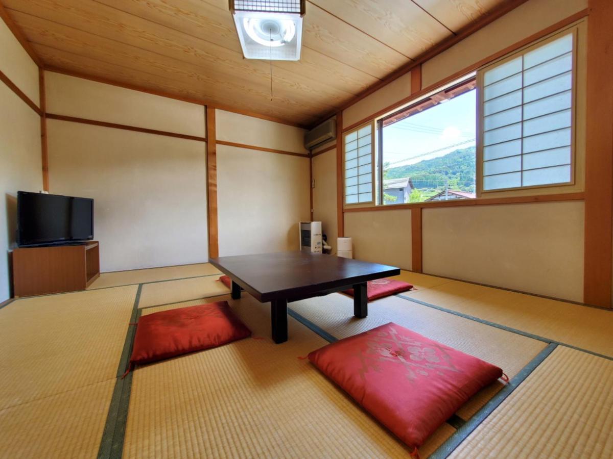 Oyado Sumire-So Hotell Takayama  Exteriör bild